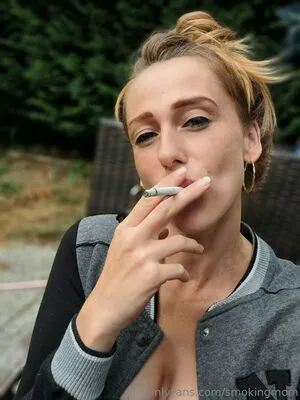 Smokingmom OnlyFans Leaked Free Thumbnail Picture - #jiVi9SoXKP