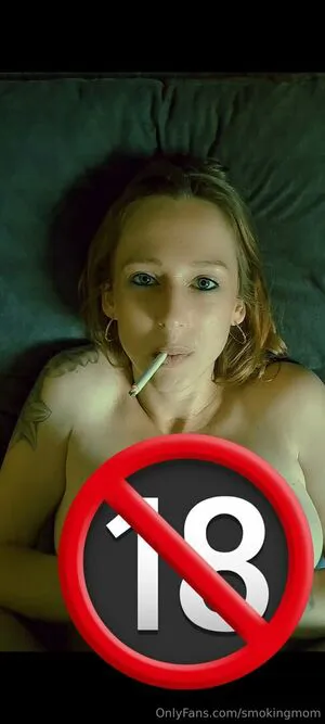 Smokingmom OnlyFans Leaked Free Thumbnail Picture - #lreUxbOBto