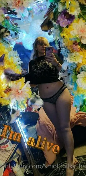 Smol Milky Baby OnlyFans Leaked Free Thumbnail Picture - #6paQxf51nu