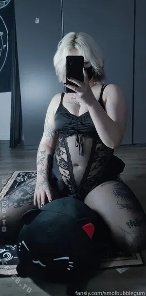 Smolbubblegum OnlyFans Leaked Free Thumbnail Picture - #cS6NBs0381