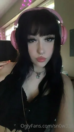 Sn0w333 OnlyFans Leaked Free Thumbnail Picture - #HBd9pr8DmO