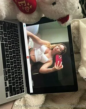Snackinwithanastasia OnlyFans Leaked Free Thumbnail Picture - #JtXoY1WJoM