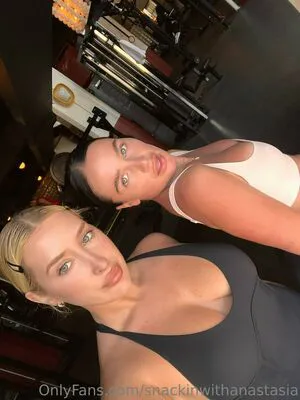 Snackinwithanastasia OnlyFans Leaked Free Thumbnail Picture - #QESDWLXoDU
