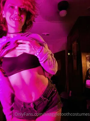 Snaggletoothcostumes OnlyFans Leaked Free Thumbnail Picture - #aKubRFRXsg