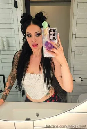 Snakeysmut OnlyFans Leaked Free Thumbnail Picture - #dlCkSBiiqW