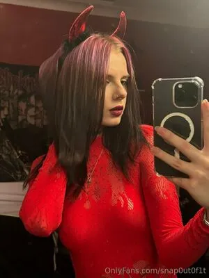 Snapoutof1t OnlyFans Leaked Free Thumbnail Picture - #f3d0vakC1v