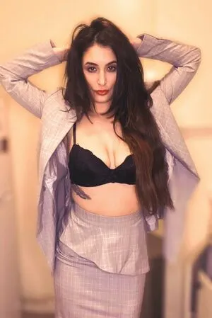 Snarkybrunette OnlyFans Leaked Free Thumbnail Picture - #uy8Se8Yigp
