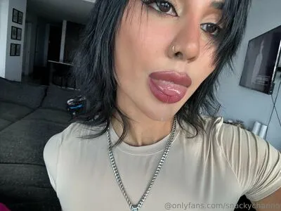 Snaxychann OnlyFans Leaked Free Thumbnail Picture - #15kbmNH096