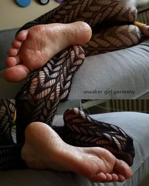 Sneaker Girl Germany Emma Emma Elba OnlyFans Leaked Free Thumbnail Picture - #HnoIgdwh5Q