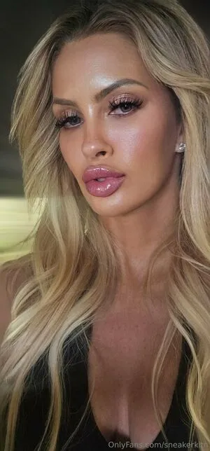 Sneakerkitn OnlyFans Leaked Free Thumbnail Picture - #aHudIyU3Ch