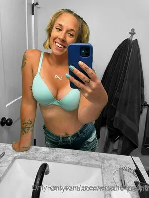 Sneakersandlingerie OnlyFans Leaked Free Thumbnail Picture - #d6xlOENqgX