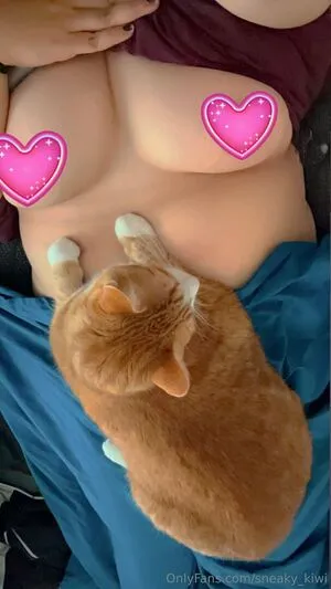 Sneaky Kiwi OnlyFans Leaked Free Thumbnail Picture - #JFRIWarlh8