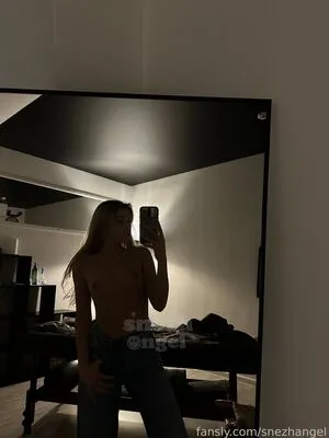 Snezhangel OnlyFans Leaked Free Thumbnail Picture - #4JHALt7fD6