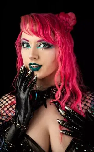 Sniickersnee OnlyFans Leaked Free Thumbnail Picture - #8KGIIv8s87