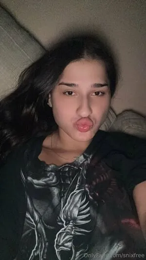 Snixfree OnlyFans Leaked Free Thumbnail Picture - #A1RXU2bukO