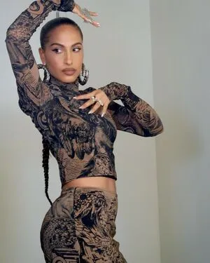 Snoh Aalegra OnlyFans Leaked Free Thumbnail Picture - #mmkxkQYAUS