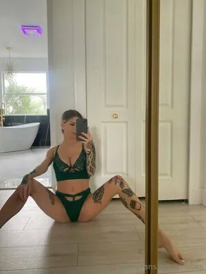 Snooks OnlyFans Leaked Free Thumbnail Picture - #UeB3kKHMf0