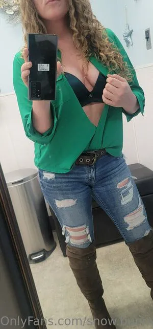 Snow Bunny907 OnlyFans Leaked Free Thumbnail Picture - #BSzBrQf9Nw