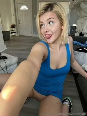 Snowbunnyalii OnlyFans Leaked Free Thumbnail Picture - #VpCWsFbABo