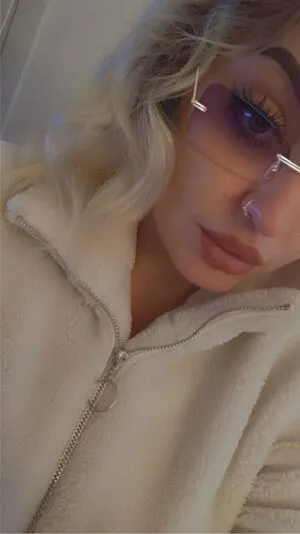 Snowbunnygang420 OnlyFans Leaked Free Thumbnail Picture - #ZBe53bH03T