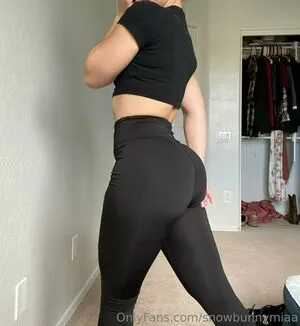 Snowbunnymiaa OnlyFans Leaked Free Thumbnail Picture - #3DII3iRGmE