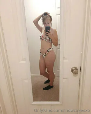 Snowcakesxo OnlyFans Leaked Free Thumbnail Picture - #4zn84VSVlU