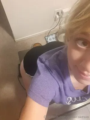 Snowcakesxo OnlyFans Leaked Free Thumbnail Picture - #qfUq8fs1zr