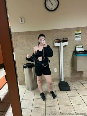 Snowiiibunnii OnlyFans Leaked Free Thumbnail Picture - #cmpNhA25uv