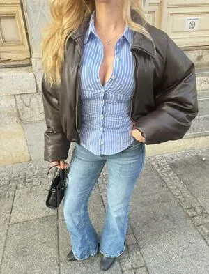 Snowmaiid OnlyFans Leaked Free Thumbnail Picture - #JsrRxZgh8A