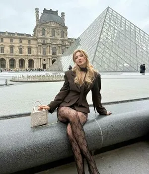 Snowmaiid OnlyFans Leaked Free Thumbnail Picture - #W1ymPhhI3K