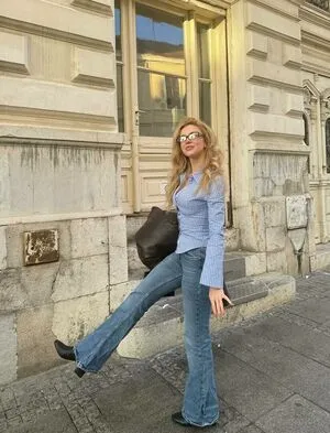 Snowmaiid OnlyFans Leaked Free Thumbnail Picture - #s8VKWmMAV6