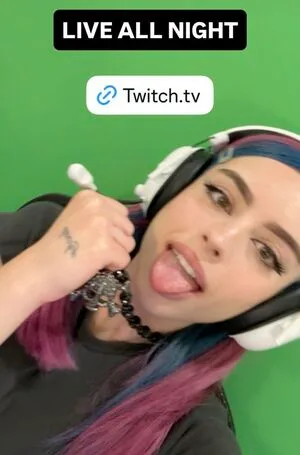 Snowwcone OnlyFans Leaked Free Thumbnail Picture - #31XV2e86kL