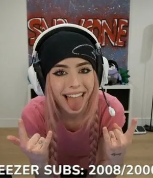 Snowwcone OnlyFans Leaked Free Thumbnail Picture - #s1cxENv3Fw