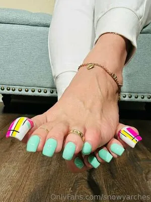 Snowyarches OnlyFans Leaked Free Thumbnail Picture - #aByh2x1tb9