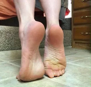 SocksyFeetBae OnlyFans Leaked Free Thumbnail Picture - #0hjyYUiat2