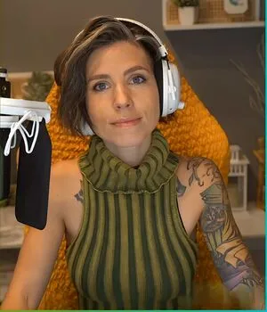 Soe Gschwind OnlyFans Leaked Free Thumbnail Picture - #42WjkrFR5e
