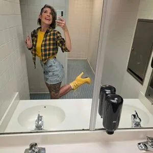 Soe Gschwind OnlyFans Leaked Free Thumbnail Picture - #pgakIGREeD