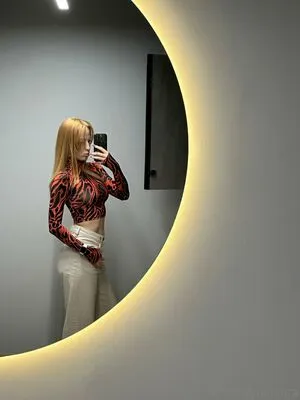 Sofa Ss OnlyFans Leaked Free Thumbnail Picture - #c6NkE9Qnaj