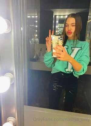 Sofa Ukr OnlyFans Leaked Free Thumbnail Picture - #DB66F5qUVr