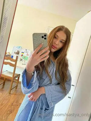 Sofa Ukr OnlyFans Leaked Free Thumbnail Picture - #Fcm8bgGOob
