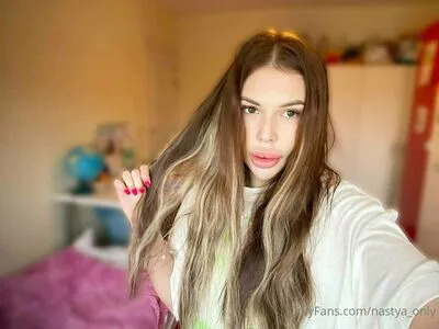 Sofa Ukr OnlyFans Leaked Free Thumbnail Picture - #GHGgmpL95I