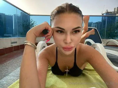 Sofa Ukr OnlyFans Leaked Free Thumbnail Picture - #RISIUxpTKS