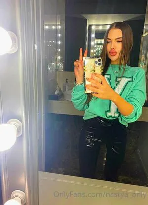 Sofa Ukr OnlyFans Leaked Free Thumbnail Picture - #Y3bWmH3yWX