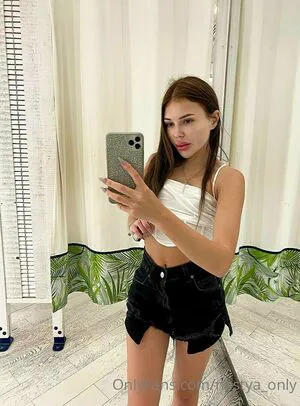 Sofa Ukr OnlyFans Leaked Free Thumbnail Picture - #YegHUeDr3A