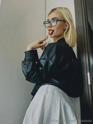 Sofaaaaaaaaaa OnlyFans Leaked Free Thumbnail Picture - #zDmVICej2V