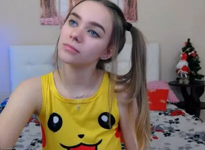 Soffbliss Almary Kim Kittyimpressive OnlyFans Leaked Free Thumbnail Picture - #4IE56olINa