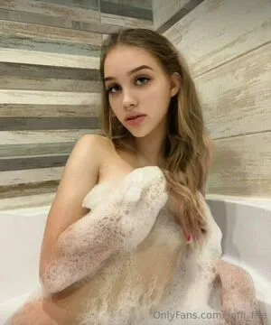 Soffi Fire OnlyFans Leaked Free Thumbnail Picture - #b2cl06cjeL