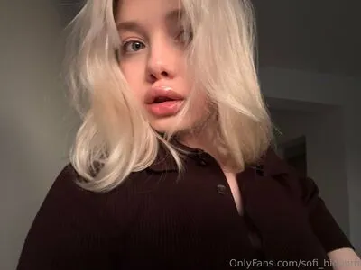 Sofi Blooom OnlyFans Leaked Free Thumbnail Picture - #t06qq3DkLS