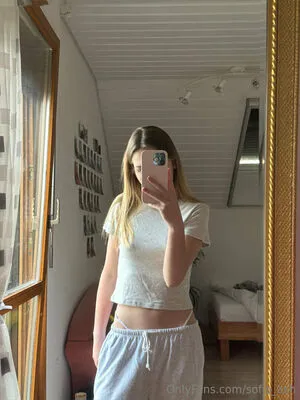 Sofia Ash OnlyFans Leaked Free Thumbnail Picture - #DRnGnUZFPc