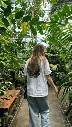 Sofia Ash OnlyFans Leaked Free Thumbnail Picture - #NPwIu3prU1